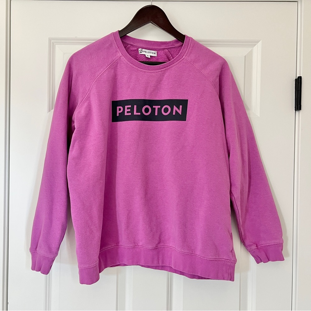 Peloton sweatshirt size medium